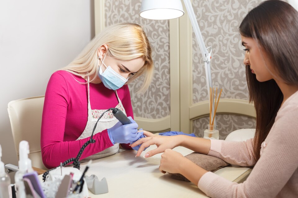 Karpuzlu Manikürcü